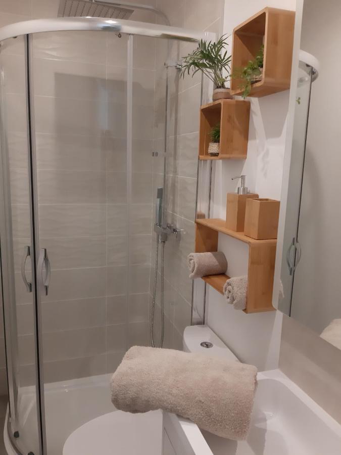 La Casita Serignanaise - Apt T2 - Clim - Jardin Bed & Breakfast Exterior foto